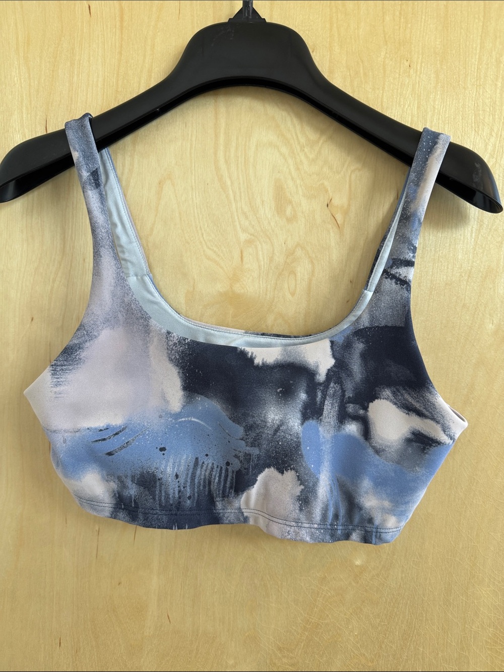 ALO Yoga Blue & Gray Tie-Dye Scoop Sports Bralette